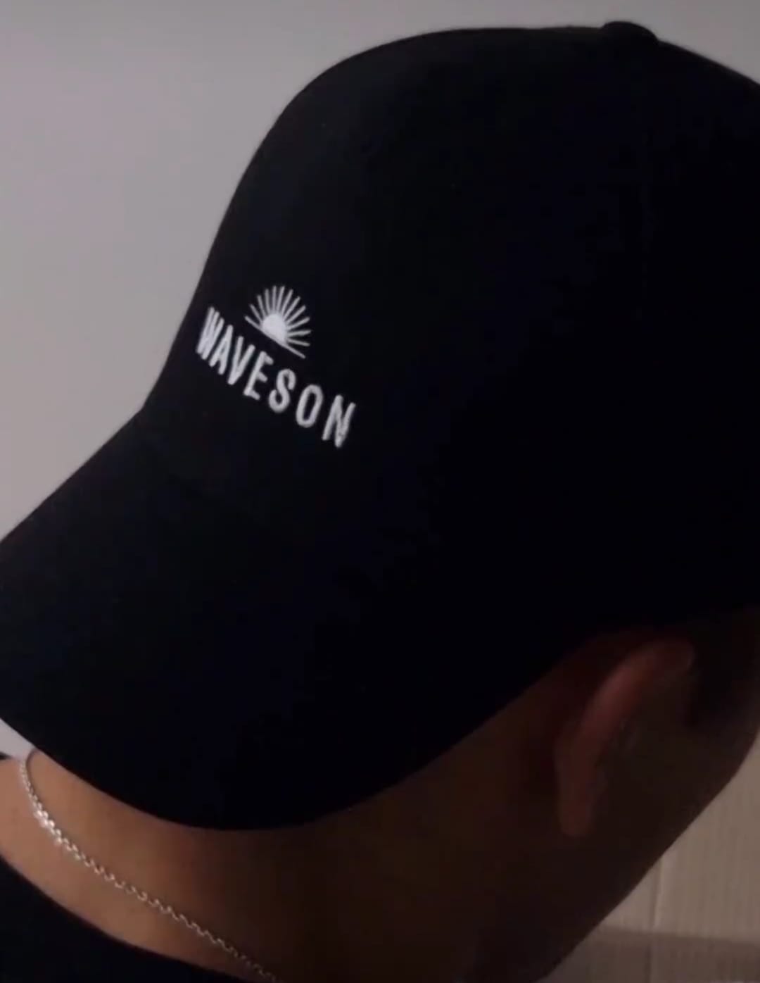 WAVESON CASQUETTE NOIRE